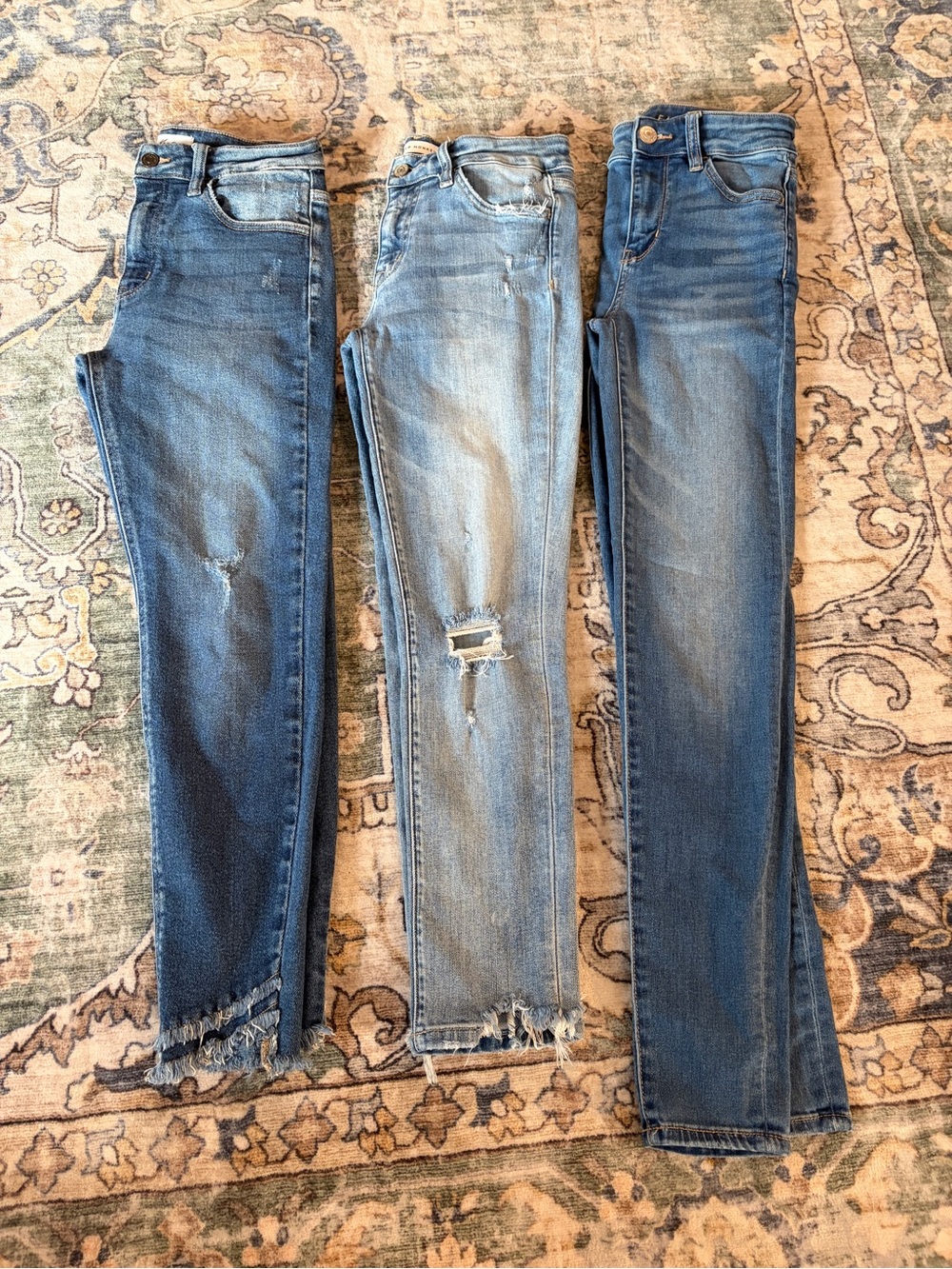 3 Pairs of Women’s Jeans – Great Condition